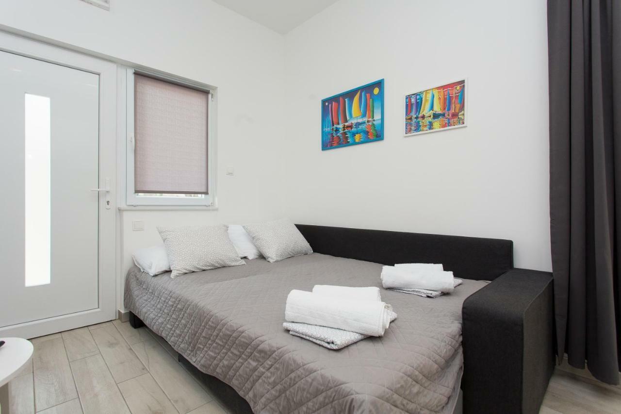 Apartments Pinery Makarska Eksteriør bilde