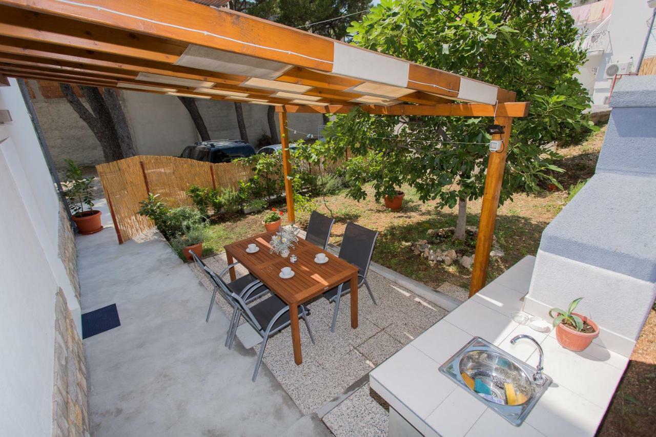 Apartments Pinery Makarska Eksteriør bilde
