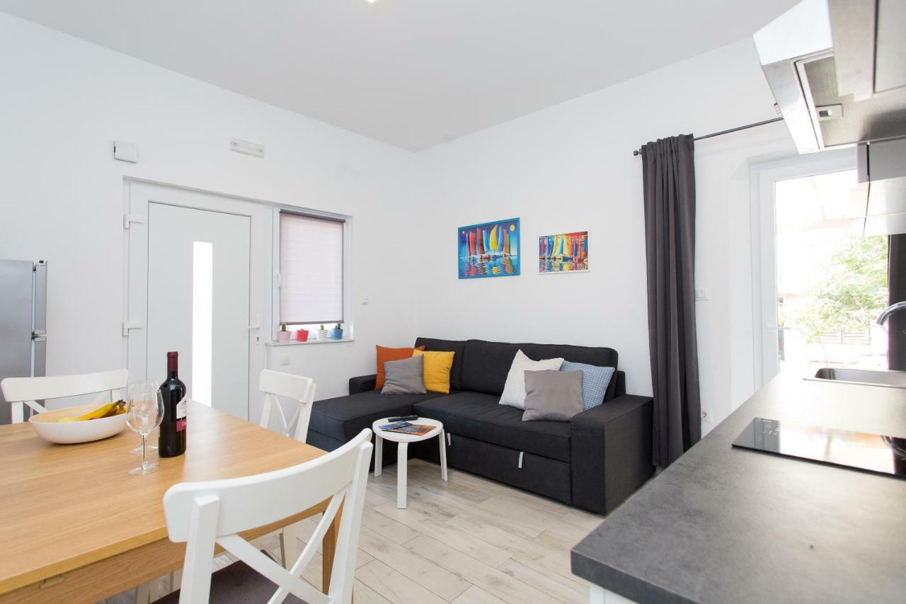 Apartments Pinery Makarska Eksteriør bilde