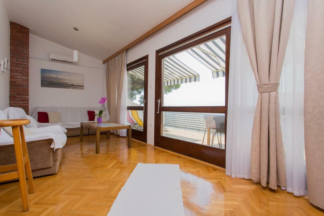 Apartments Pinery Makarska Eksteriør bilde